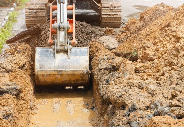 Water Line Digging in Jacksonville